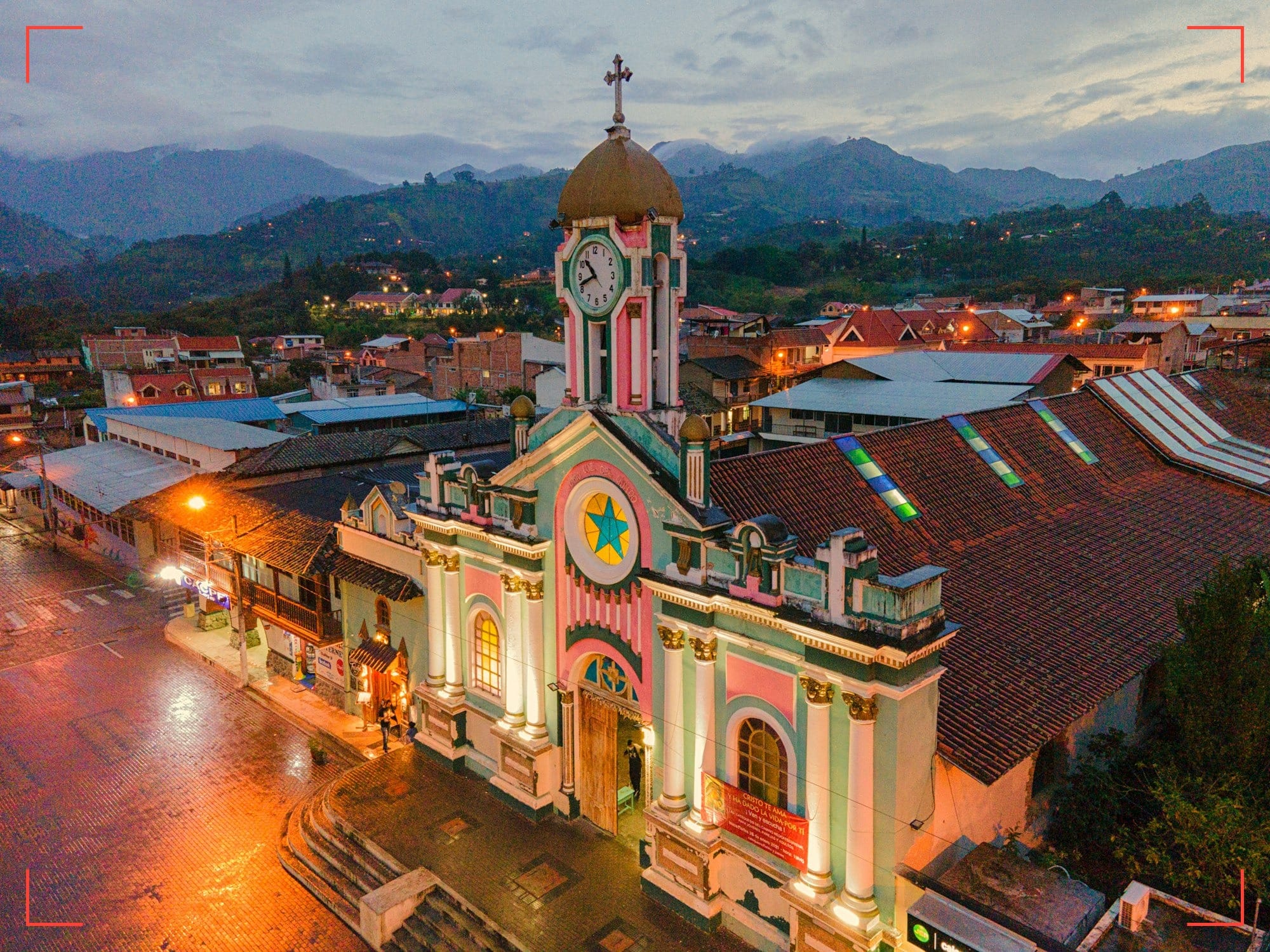 Ecuador SpecialREPORT APR 2025